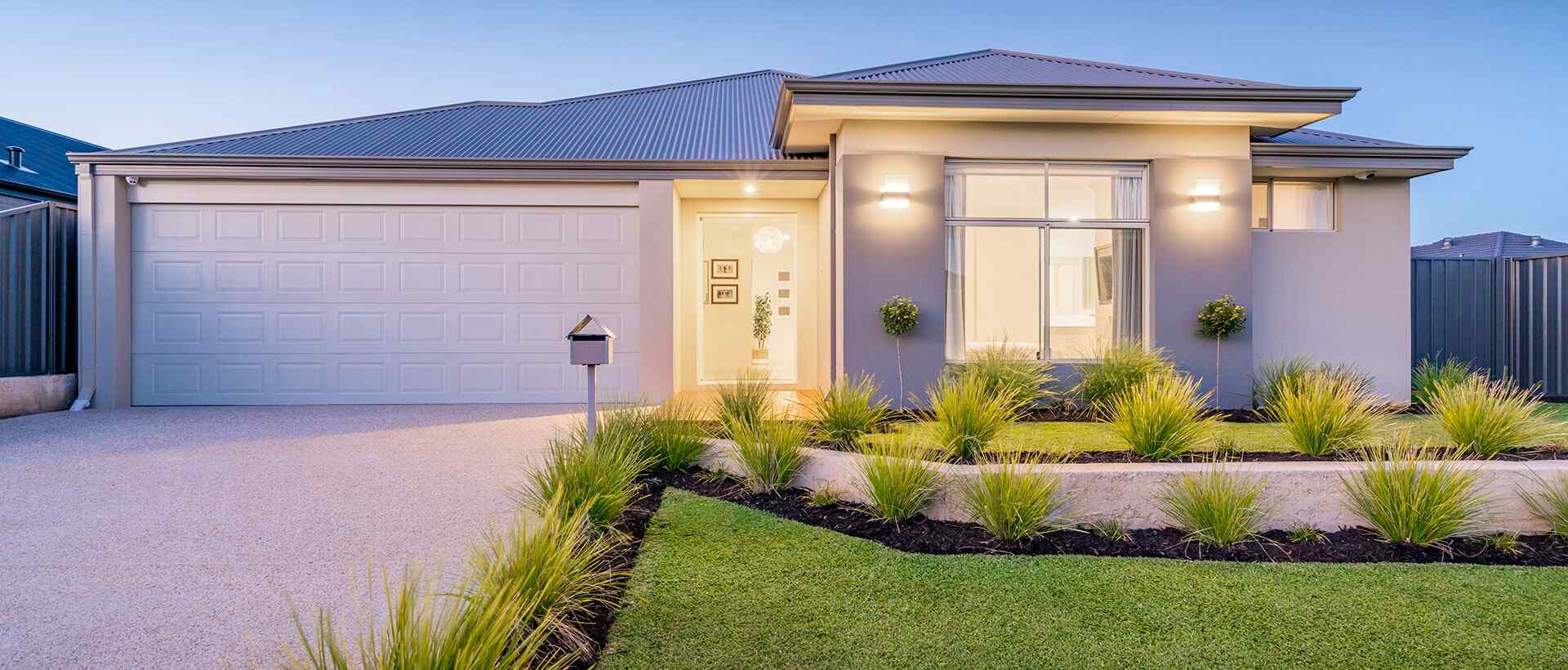 https://trophylawns.com.au/wp-content/uploads/2019/08/inner_home_02-1.jpg